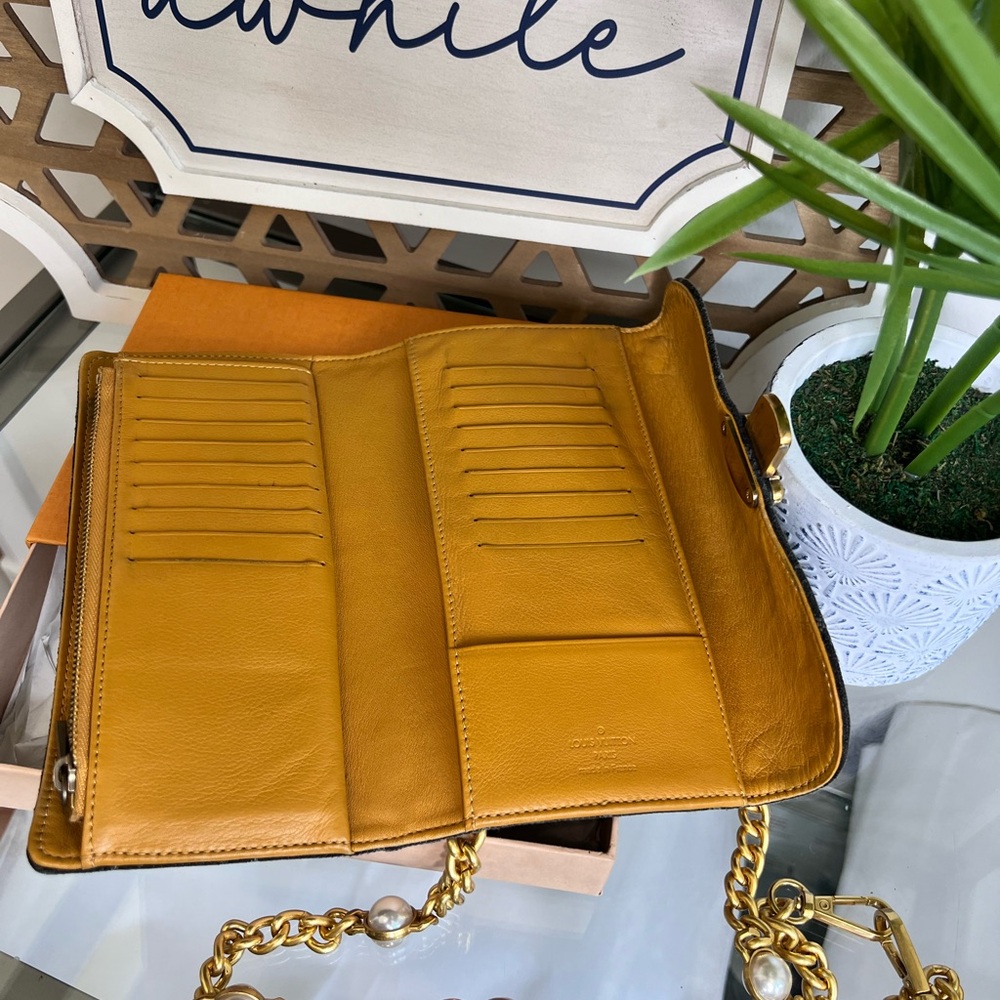 Louis Vuitton Pre-Loved Black Monogram Denim Amel… - image 5